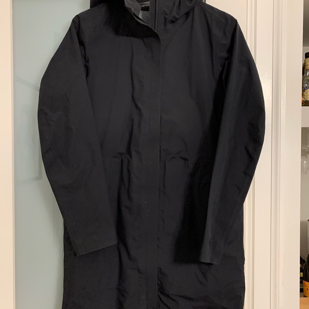 Lululemon rain coat